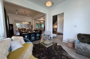 4043 Tartan Ln, Houston, TX 77025 - Photo 6
