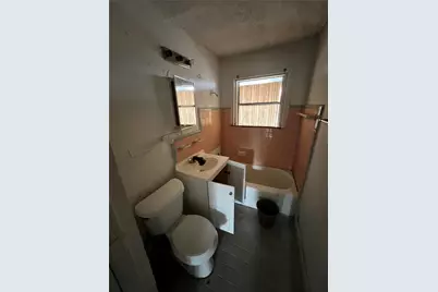 5967 Southtown Street, Houston, TX 77033 - Photo 8