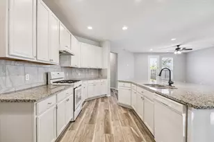 11726 Wren Crossing Dr, Houston, TX 77038 - Photo 10