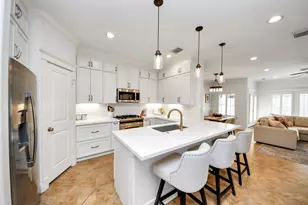 1325 Prince St, Houston, TX 77008 - Photo 6