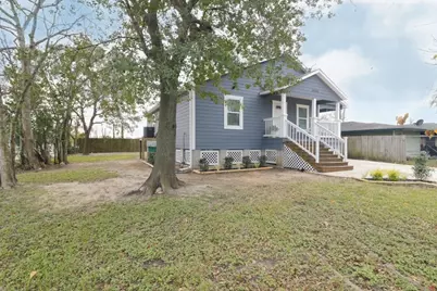 6150 Ridgeway Drive, Houston, TX 77033 - Photo 2