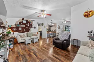 2527 Turner Dr, Houston, TX 77093 - Photo 8