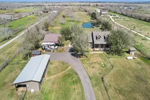 10007 County Rd 168, Alvin, TX 77511 - Photo 1