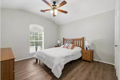 2835 Wild Oak Park Drive, Conroe, TX 77385 - Photo 34