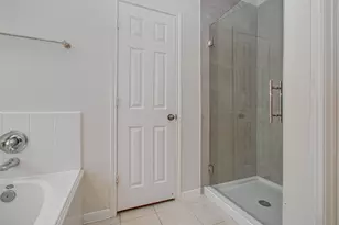 1904 Roaring Springs Ct, Pearland, TX 77584 - Photo 16