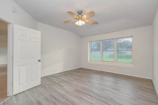 1904 Roaring Springs Ct, Pearland, TX 77584 - Photo 12