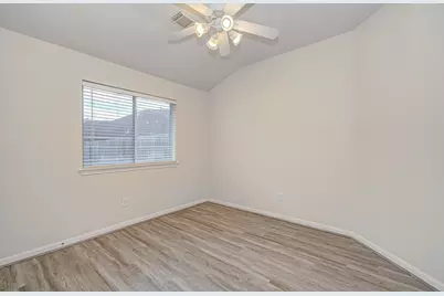 1904 Roaring Springs Court, Pearland, TX 77584 - Photo 4