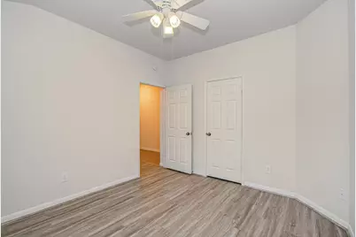 1904 Roaring Springs Court, Pearland, TX 77584 - Photo 6