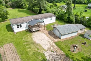 555 Co Rd 728B, Sweeny, TX 77480 - Photo 1