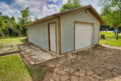 555 County Road 728B, Sweeny, TX 77480 - Photo 34