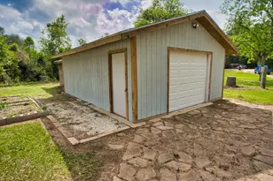 555 Co Rd 728B, Sweeny, TX 77480 - Photo 34