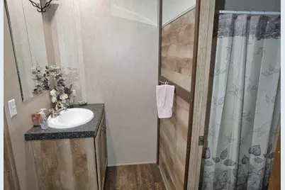 555 County Road 728B, Sweeny, TX 77480 - Photo 24