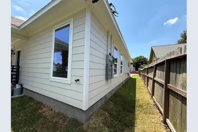 623 Munger Unit A Street, Pasadena, TX 77506 - Photo 12