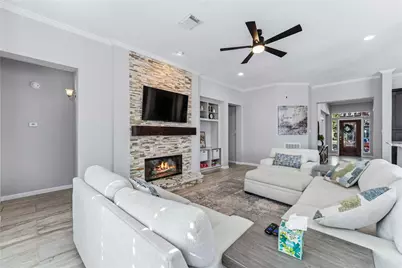 21919 Windmill Bluff Lane, Katy, TX 77450 - Photo 10