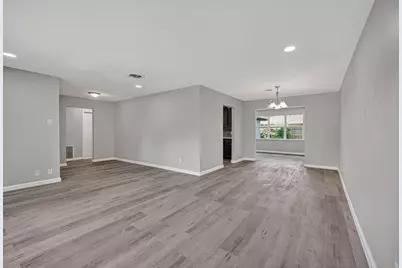 701 Oriole Lane, Pasadena, TX 77502 - Photo 6