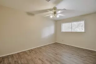 2915 Valley Rose Dr, Kingwood, TX 77339 - Photo 18