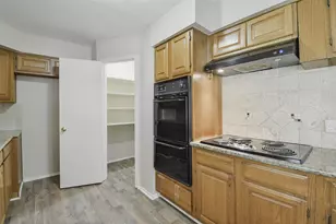 2915 Valley Rose Dr, Kingwood, TX 77339 - Photo 8