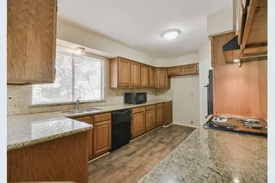 2915 Valley Rose Drive, Kingwood, TX 77339 - Photo 6