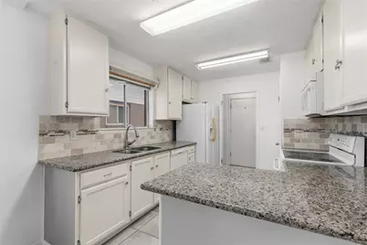 10922 Fallbrook Drive, Houston, TX 77064 - Photo 10