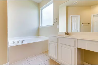 10 Caelin Court, The Woodlands, TX 77382 - Photo 24
