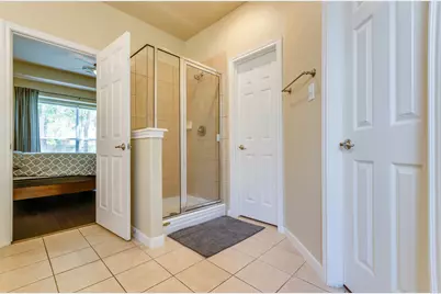10 Caelin Court, The Woodlands, TX 77382 - Photo 22