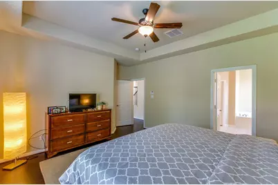 10 Caelin Court, The Woodlands, TX 77382 - Photo 20