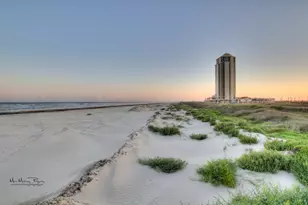 801 E Beach Dr, Galveston, TX 77550 - Photo 26