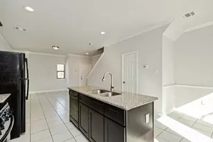 1021 Grenshaw St, Houston, TX 77088 - Photo 12