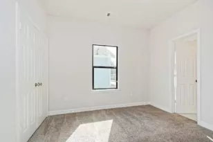 1021 Grenshaw St, Houston, TX 77088 - Photo 22