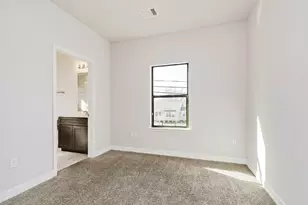 1021 Grenshaw St, Houston, TX 77088 - Photo 28