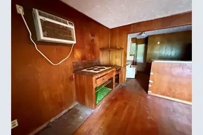 5123 Willow Glen Drive, Houston, TX 77033 - Photo 6