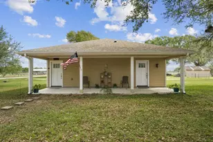 3027 Poppy St, Needville, TX 77461 - Photo 24