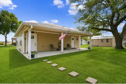 3027 Poppy Street, Needville, TX 77461 - Photo 2