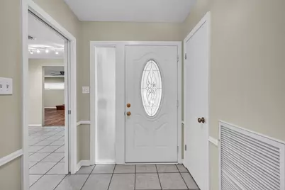 238 Forest Drive, Lake Jackson, TX 77566 - Photo 4