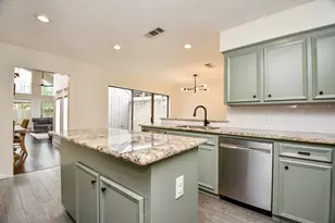 7711 Hopewell Ln, Houston, TX 77071 - Photo 12