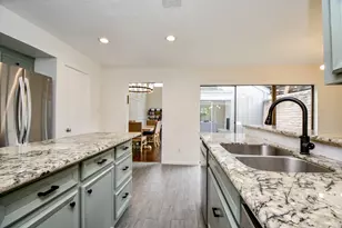 7711 Hopewell Ln, Houston, TX 77071 - Photo 14