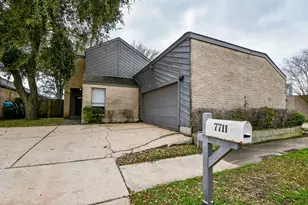 7711 Hopewell Ln, Houston, TX 77071 - Photo 2