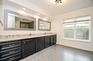 7711 Hopewell Ln, Houston, TX 77071 - Photo 18