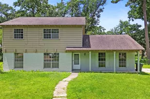 204 Pine Valley St, Huntsville, TX 77320 - Photo 2