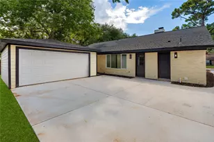 6010 Cartagena St, Houston, TX 77035 - Photo 38