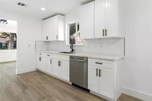 6010 Cartagena St, Houston, TX 77035 - Photo 16