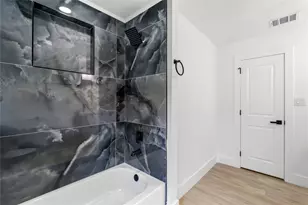 6010 Cartagena St, Houston, TX 77035 - Photo 26