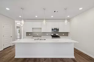 648 Woodhaven Lks Dr, La Marque, TX 77568 - Photo 12