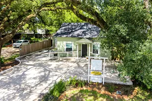 502 Malone St, Tomball, TX 77375 - Photo 2