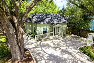 502 Malone St, Tomball, TX 77375 - Photo 36