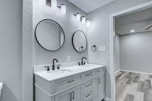 5914 Carew St, Houston, TX 77074 - Photo 24