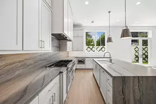 5 Wentworth Green Wy, Houston, TX 77027 - Photo 1