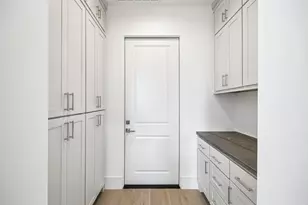 5 Wentworth Green Wy, Houston, TX 77027 - Photo 18