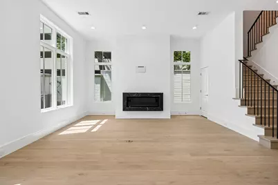 5 Wentworth Green Way, Houston, TX 77027 - Photo 12