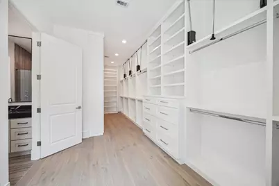 5 Wentworth Green Way, Houston, TX 77027 - Photo 28